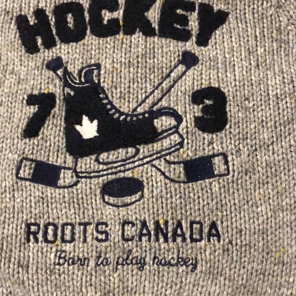 Roots kids and The Children’s Place size 2T - Picture 4 of 6